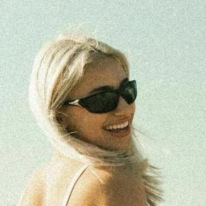 Thelatgirl