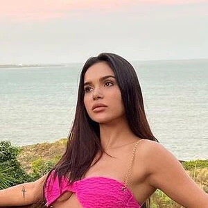 Gizelly Bicalho