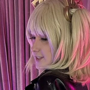 Labinnak Mangoloo Cosplay