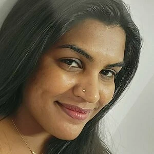 Reshma Cr