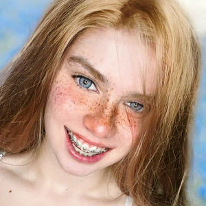 Sarahbustani