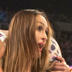 nikkibella