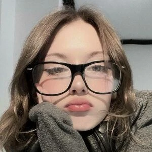 Ania Shtosell