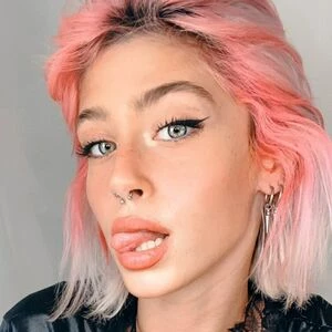 Alexis Amor