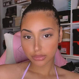Itsqueenn
