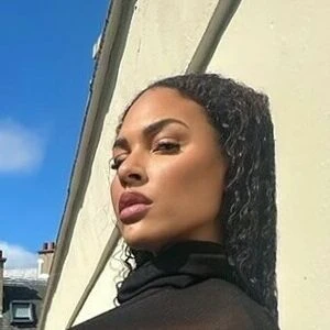 Liz Cambage