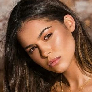 Elissa Burns
