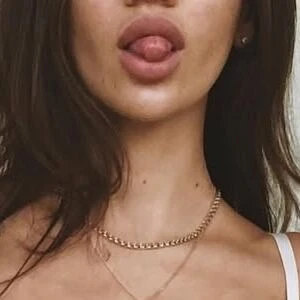 Alina Lando