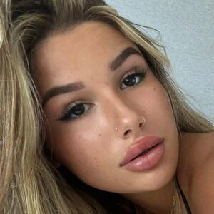onlyalexiax