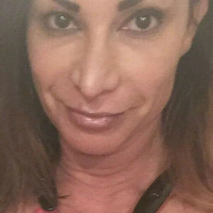 Lisa Marie Varon