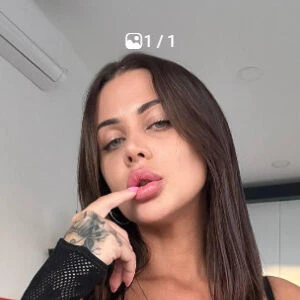GlossGoddess