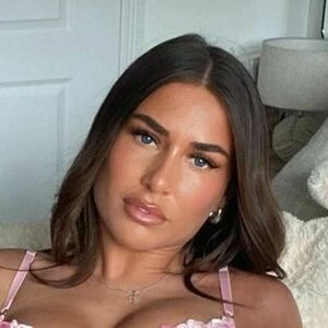 Bailey Lewis