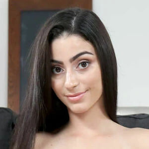 Jasmine Vega
