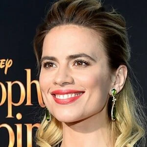 hayleyatwell