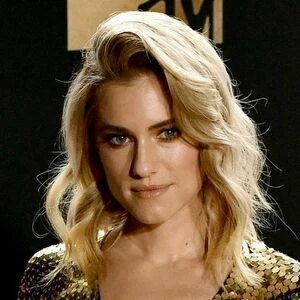 Allison Williams