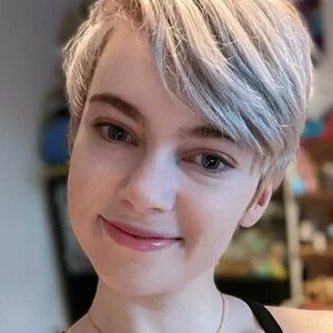 Emma Thorne