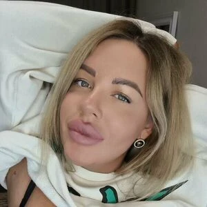 Bianca Starz
