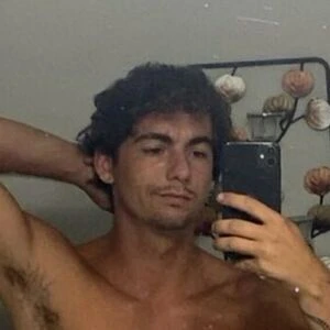 alex3legs
