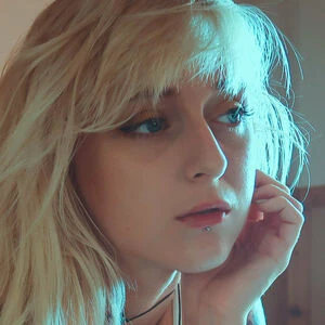 sallyskinkyside