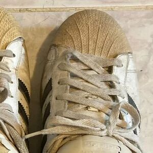 onlyfeetnsneakers