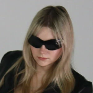 officialemspensiveemily