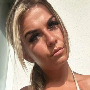Emilyyyrosex