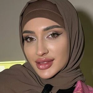 leila_lips