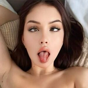 sofiaawhite