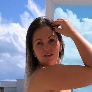 LeslieShay