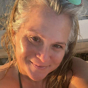 surfergurl75