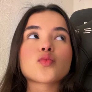 elisxoxo19