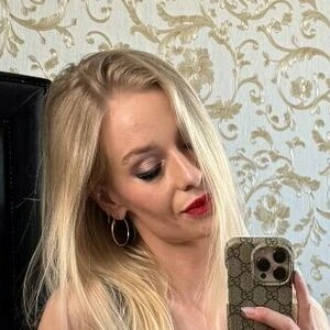blonde_admin