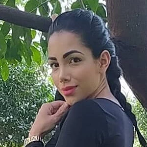 lara6683