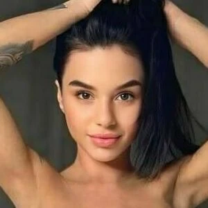 stunning_gir1
