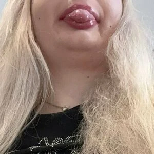 mikaela222