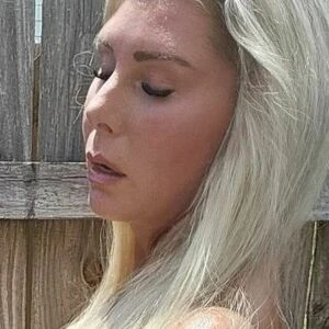 Kelly B
