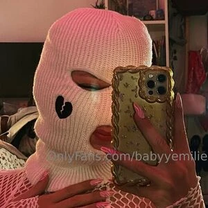 babyyemilie