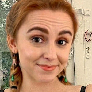 Hannah Witton