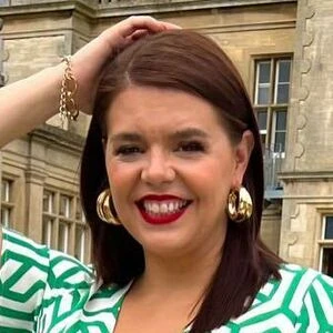 Roxanne Hoyle