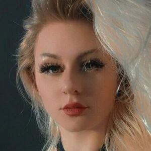 xmollywatersx