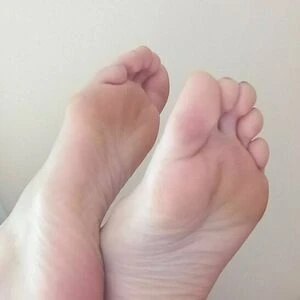 kisstheskye