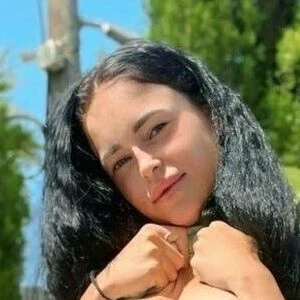 selene_red