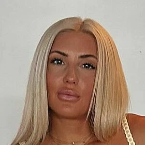 miss.lashed