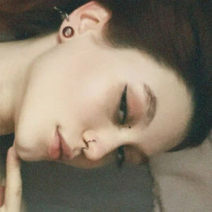 Naughtyyaura