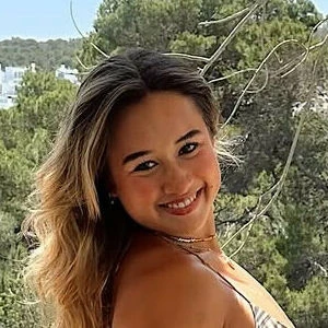Emily Steel
