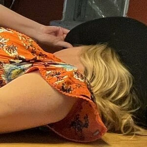 blondencheekyfree