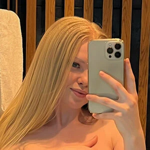 molly_v