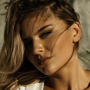 Faye Van Hest