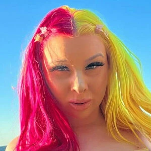 queenobscene13
