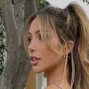 Caroline Einhoff